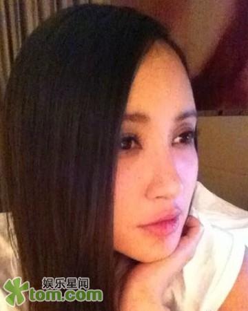 Trương Hâm Nghệ khoe ảnh "tự sướng" cực xinh - 9