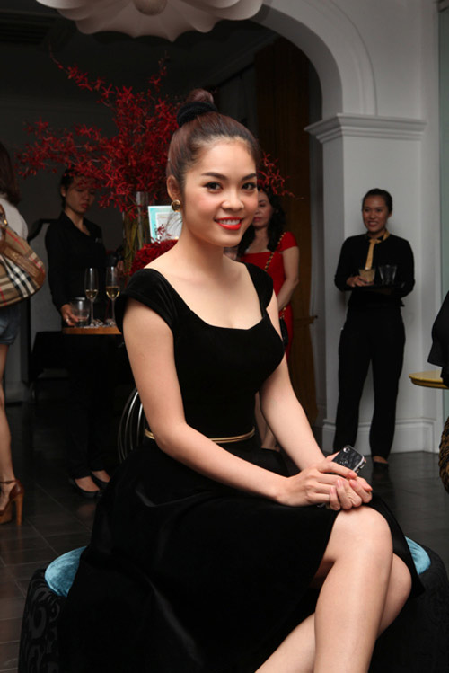 Nhung - chất liệu 'lên ngôi' thu đông 2012 - 30