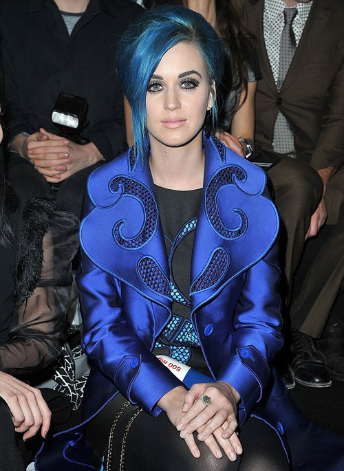 Katy Perry thay mốt xoành xoạch tại Paris FW - 10