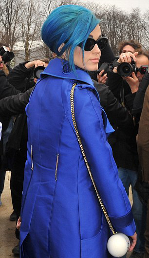 Katy Perry thay mốt xoành xoạch tại Paris FW - 6