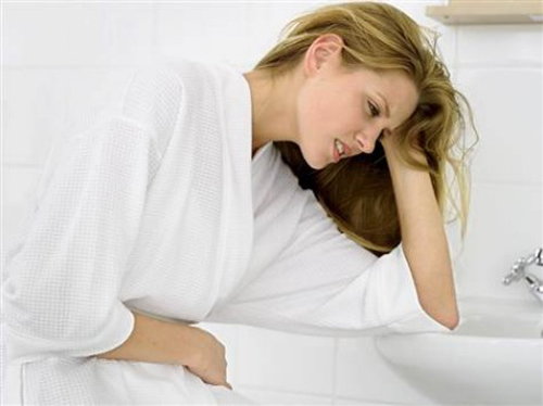 Vì sao phụ nữ đau ở vùng chậu? - 1