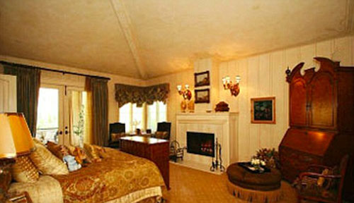 Nhà Britney Spears "đại hạ giá" chỉ còn 84 tỷ - 11