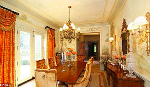 Nhà Britney Spears "đại hạ giá" chỉ còn 84 tỷ - 8