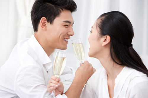 “Tẽn tò" vì chồng yêu vợ… lộ liễu - 1