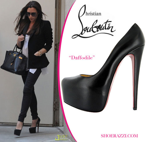 Choáng trước giày Louboutin ngàn đô của Sao Việt - 18