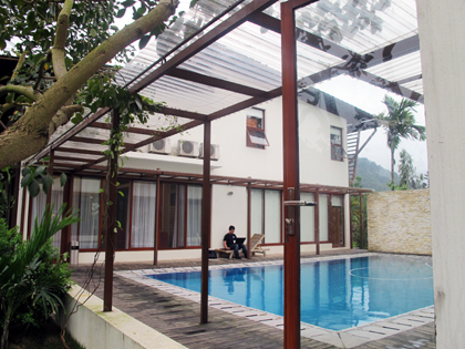 Soi biệt thự "xanh mướt" của Mỹ Linh - 8