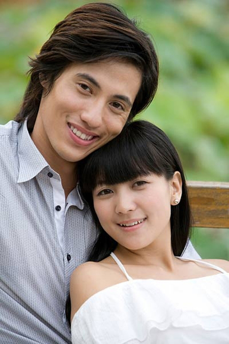 Người yêu thường xuyên nhắn tin với người con gái khác - 1