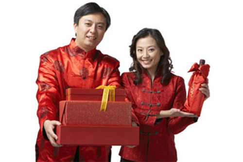 nop 20 trieu moi duoc ve nha chong an tet - 1