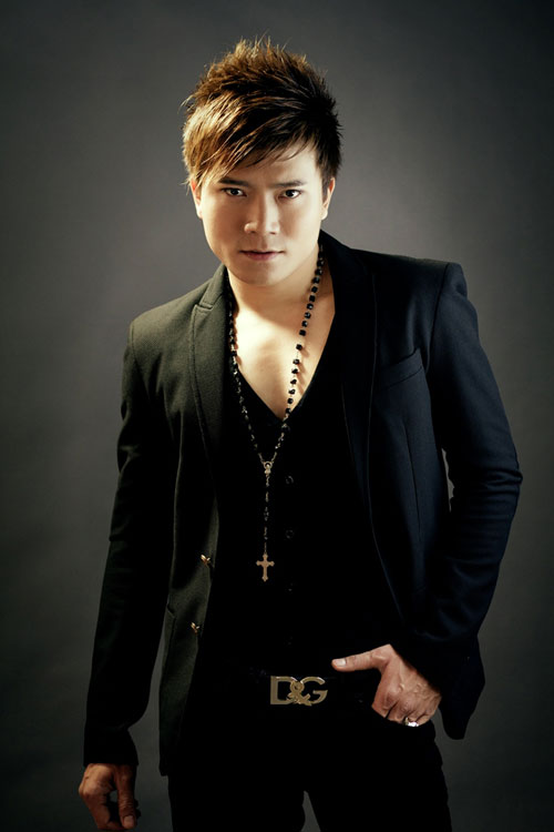 hong ngoc ve viet nam dien am nhac va buoc nhay - 2