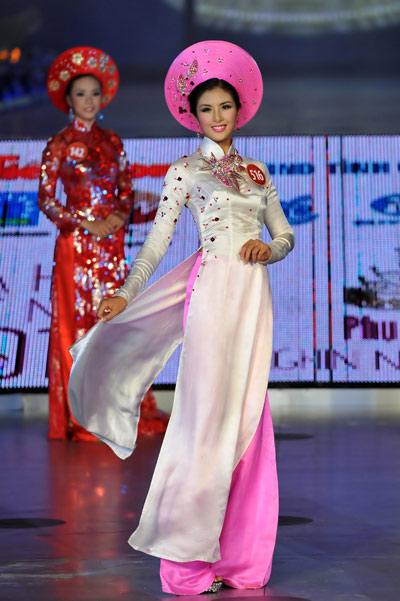 10 my nhan mac ao dai dep nhat showbiz - 9