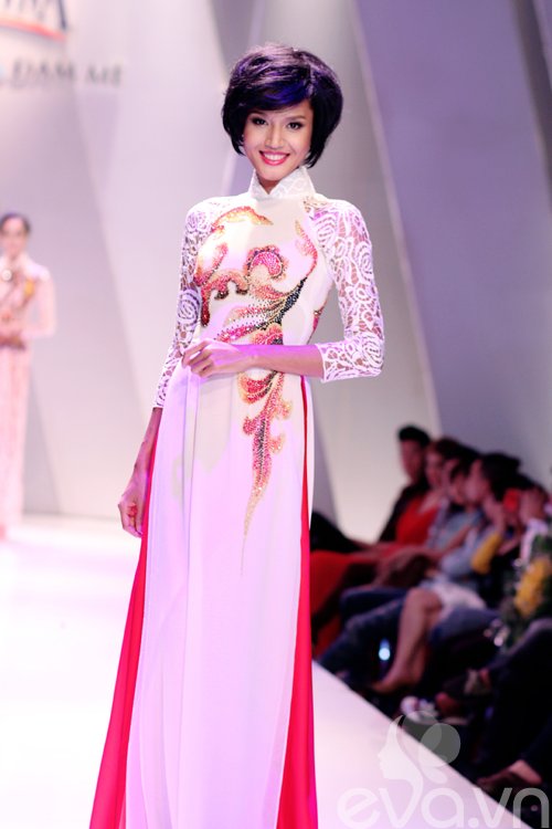 ngoc quyen van ao dai xuan duyen dang - 4