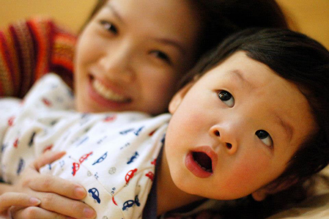 Ngắm con trai đáng yêu của Đan Lê