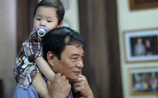 Ngắm con trai đáng yêu của Đan Lê