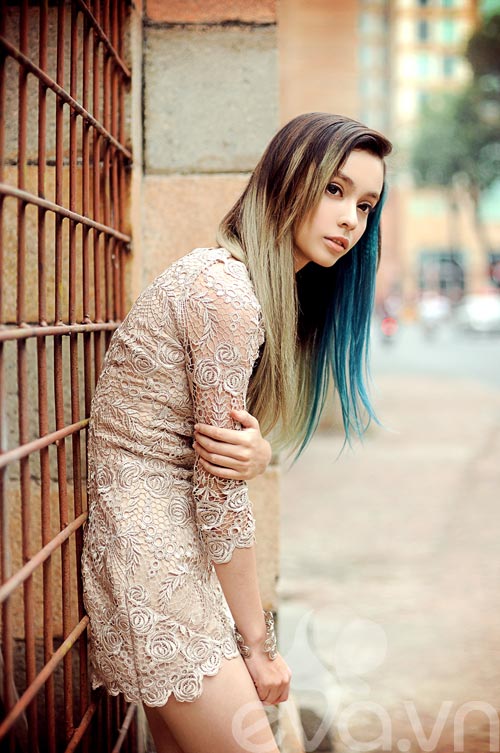 eva dep: xuong pho ca tinh cung co gai tay - 2