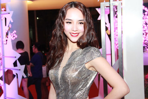 sao viet va 'con cuong' sua mui - 19