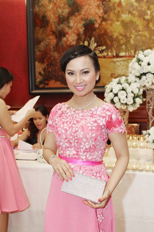 ha phuong ve nuoc du dam cuoi minh tuyet - 1