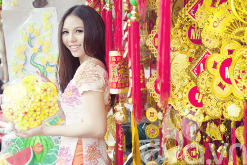 ban sao jennifer pham dien ao dai du xuan - 1