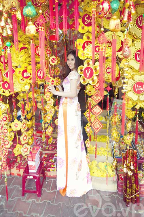 ban sao jennifer pham dien ao dai du xuan - 4