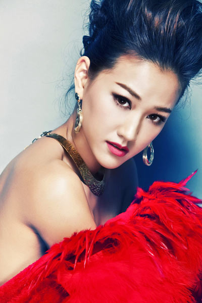 nhung chan dai hat on cua showbiz - 2