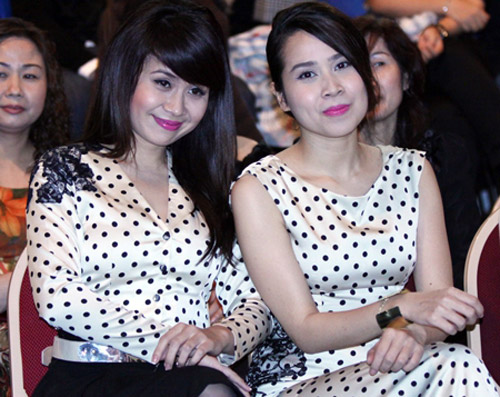 Những cặp chị em 'mười phân vẹn mười' - 12