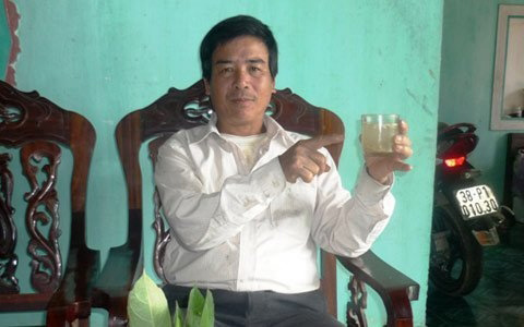gap nguoi "cai tu hoan sinh" khi bi ran can - 1