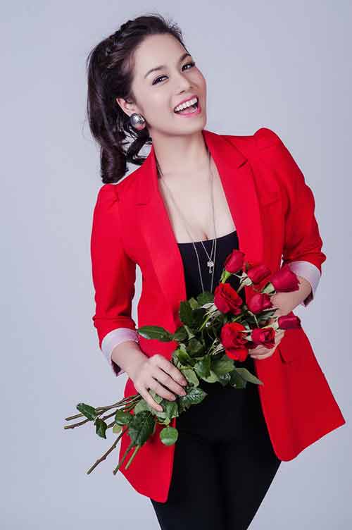 Kết quả hình ảnh cho hình ảnh ca sĩ nhật kim anh