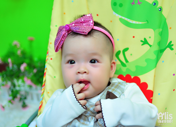 Bảo Trân dễ thương như & quot;thiên thần cá & quot;