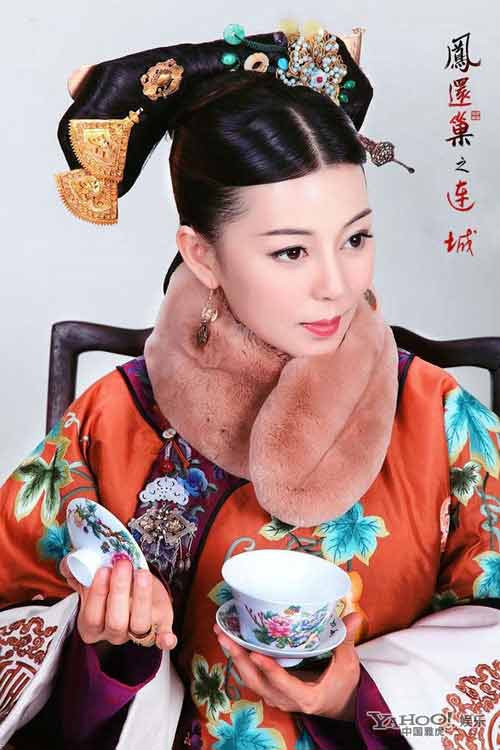 vien san san dep lung linh trong phim moi - 11