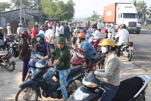 tngt kinh hoang: 11 nguoi chet, 50 nguoi bi thuong - 4