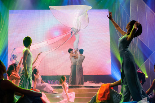canh dieu 2012: maya tu "be cup" len nhan giai - 8