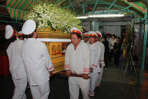lang le dam tang dao dien phim "thach sanh" - 3