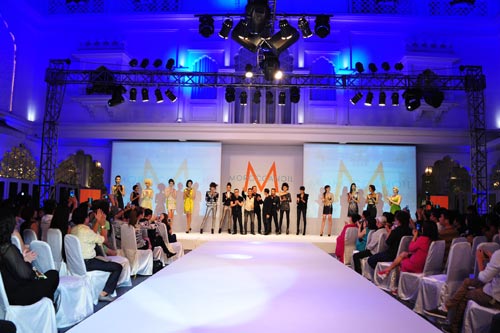 an tuong show trinh dien thoi trang toc thu dong 2013 - 7