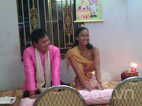lam thu hang bat ngo lam dam cuoi - 4