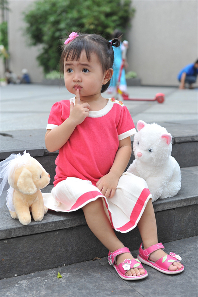 Hôm nay bé thích hẹn hò bạn trai