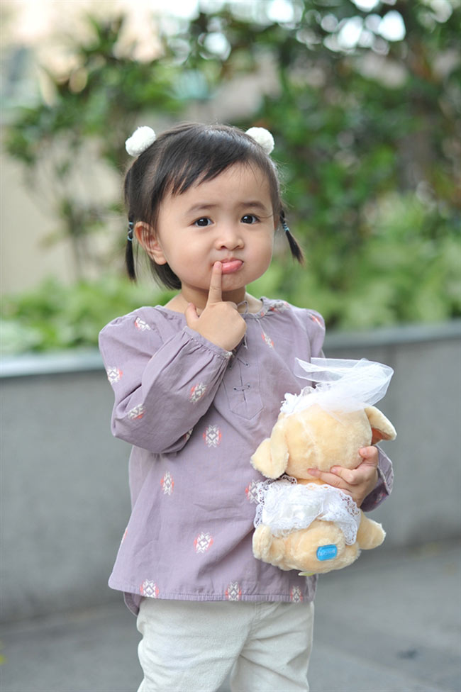 Hôm nay bé thích hẹn hò bạn trai