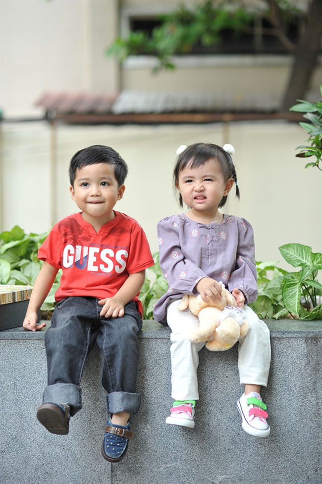 Hôm nay bé thích hẹn hò bạn trai