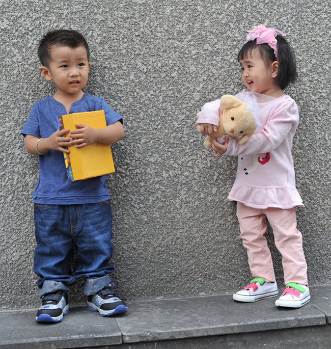 Hôm nay bé thích hẹn hò bạn trai