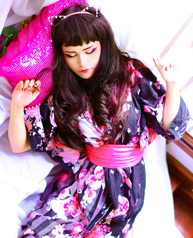 Ngắm nàng Geisha gợi cảm