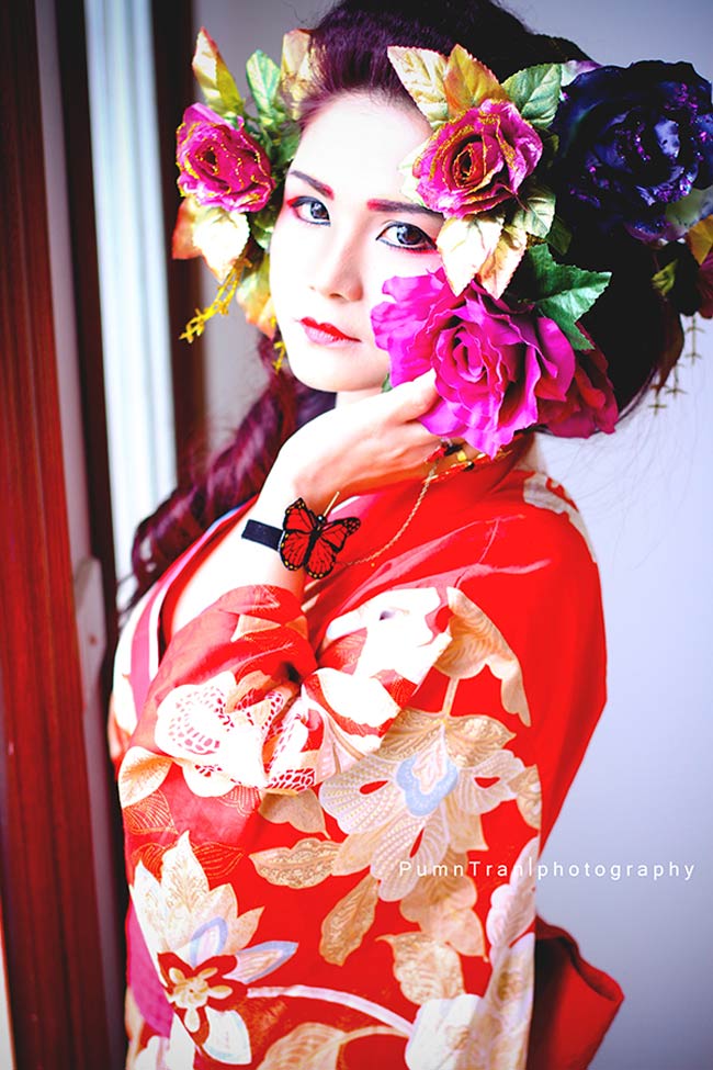 Ngắm nàng Geisha gợi cảm