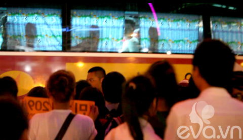 minho da len may bay ve nuoc - 3