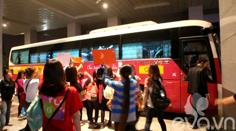 minho da len may bay ve nuoc - 4