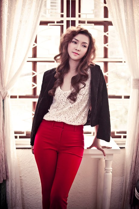 Đinh Hương yêu em trai MC Kỳ Duyên? - 2