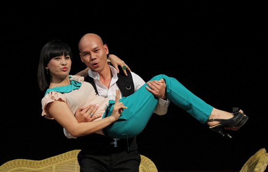 phan dinh tung: "toi nghi minh bi dim hang" - 1