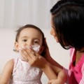 Sức khỏe - Mùa lạnh, đề phòng bệnh cúm cho trẻ em