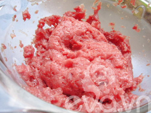 Tự tay làm nem chua nhậu Tết - 3