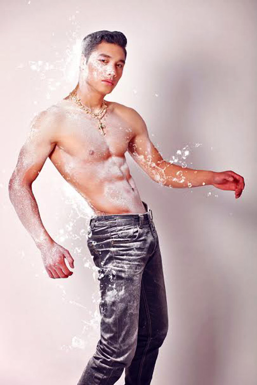 manh kien next top 'manly' khoe co bung 6 mui - 4