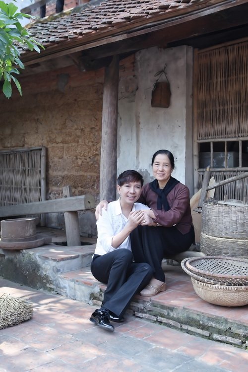 long nhat nho be trong vong tay cong dung - 8