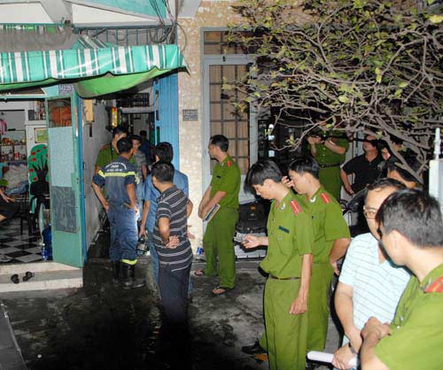 vu chay no 4 nguoi chet: xem xet khoi to 1 sv - 1