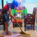 Tin tức - Quét nhà, hót rác ngày Tết là đại kỵ?