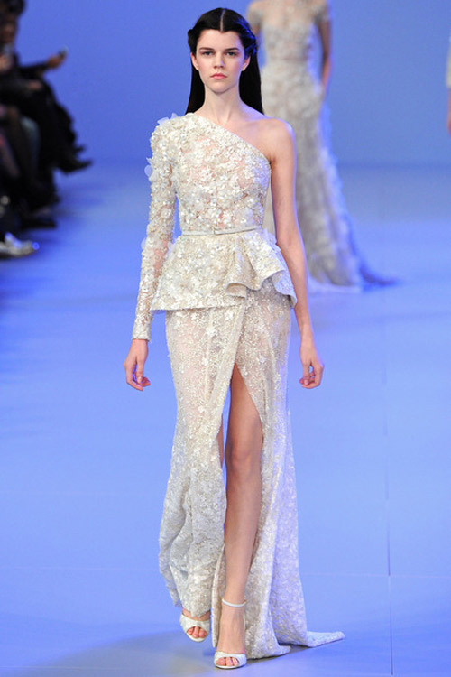 mau tre nga nhoai tai show elie saab - 14
